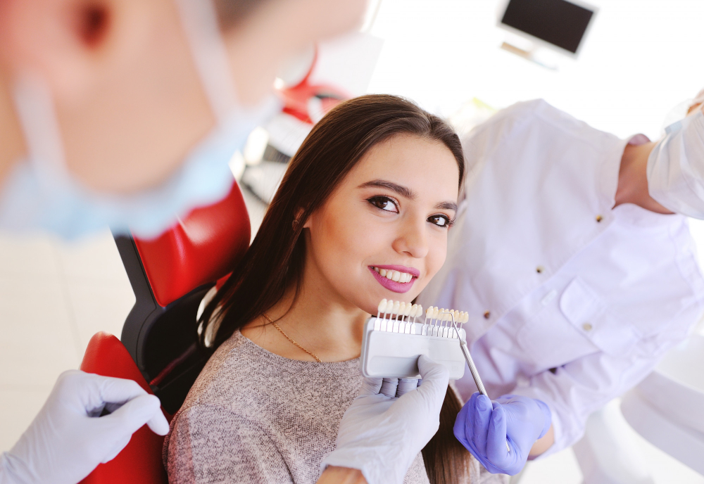 Metoda sigură de albire a dinților: ghidul tău